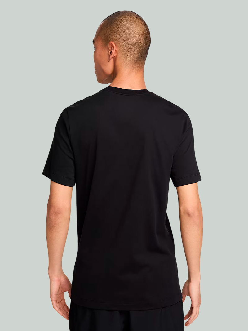 Camiseta Nike negra